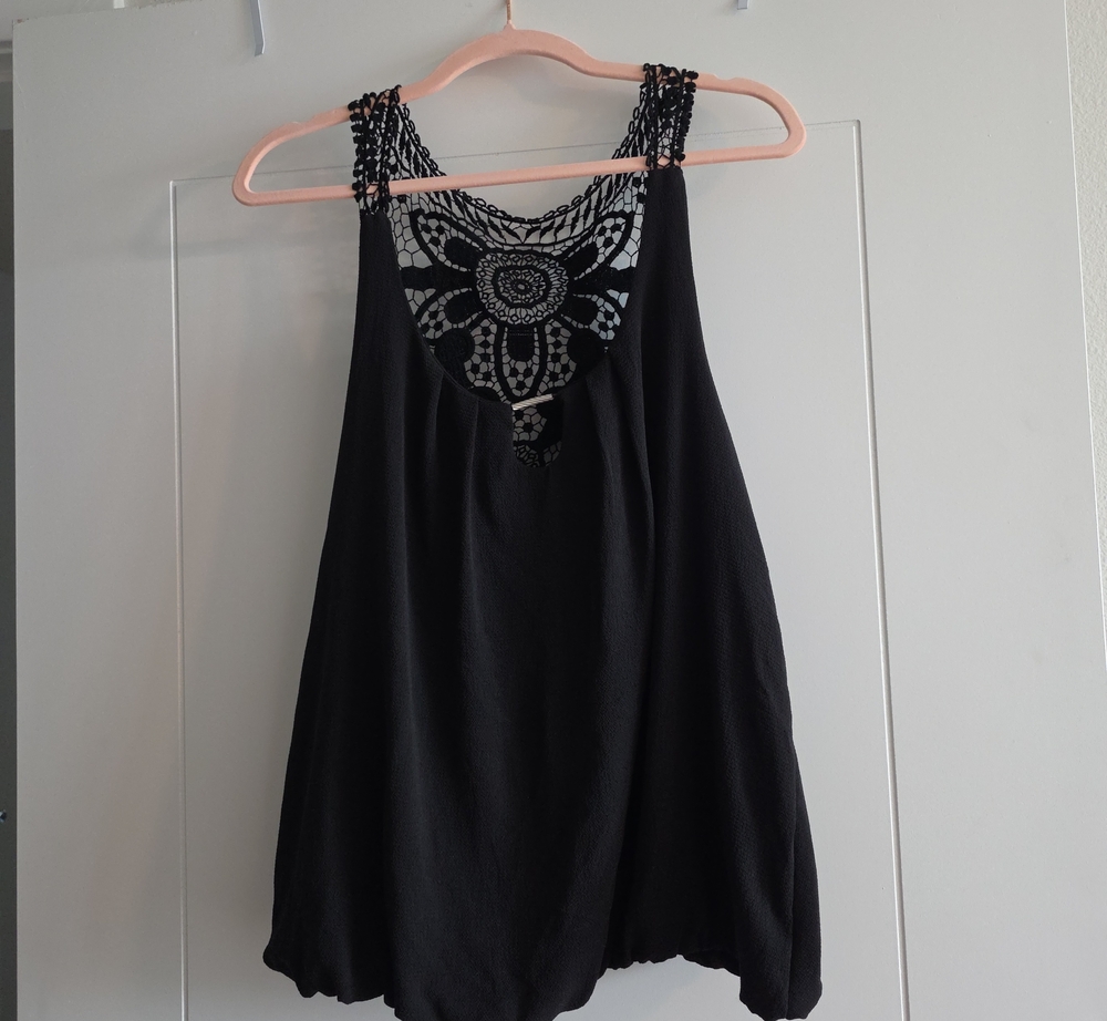 VENUS Black Crochet-Back Casual SHIRT